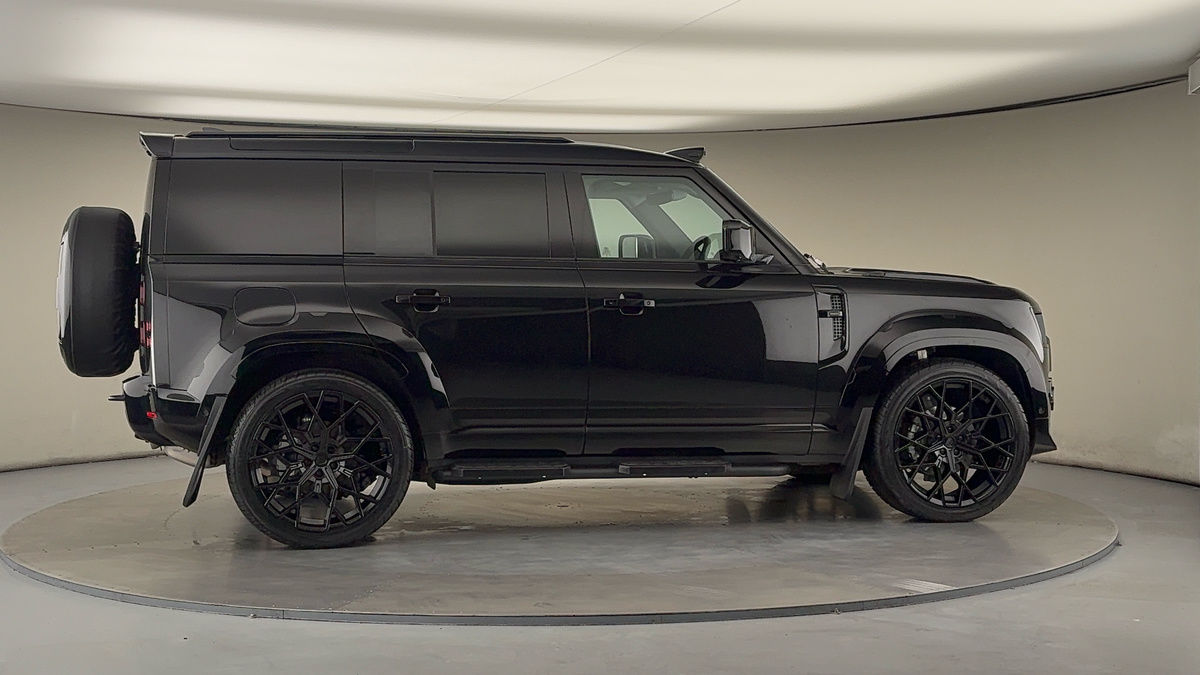 Used Land Rover Defender 110 2025 for sale - 76455036: Photo 43