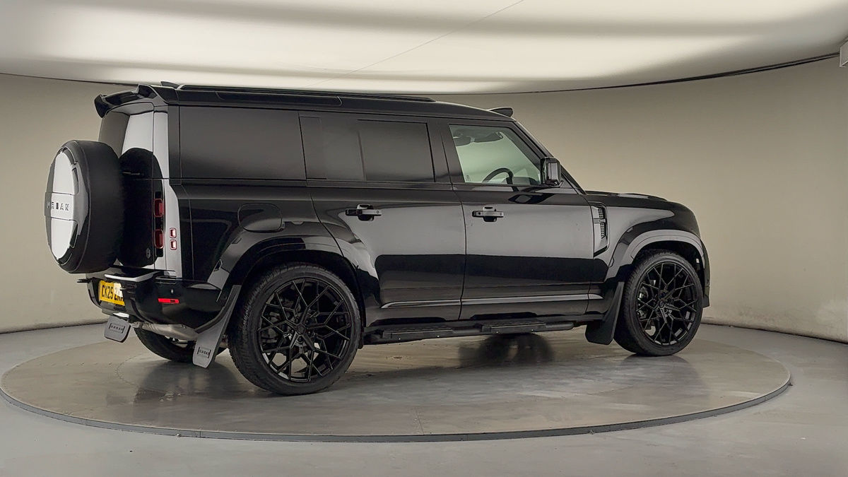 Used Land Rover Defender 110 2025 for sale - 76455036: Photo 44