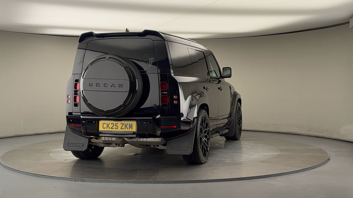 Used Land Rover Defender 110 2025 for sale - 76455036: Photo 46