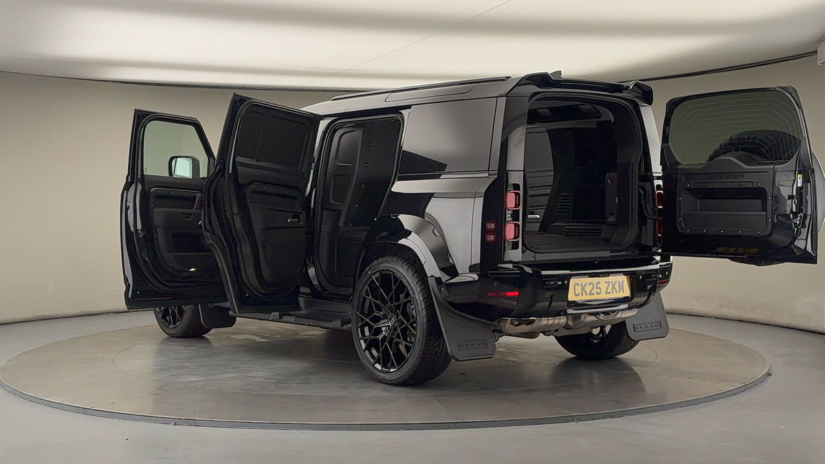 Used Land Rover Defender 110 2025 for sale - 76455036: Photo 49