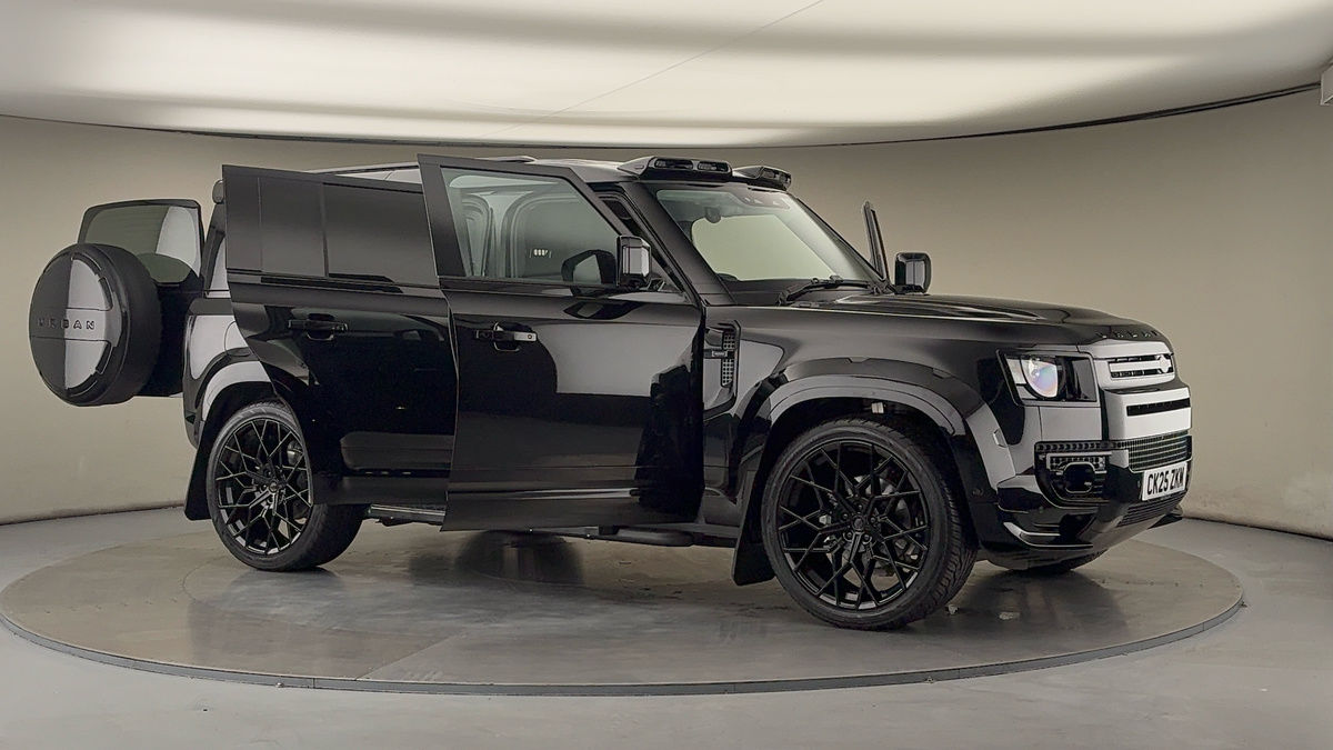 Used Land Rover Defender 110 2025 for sale - 76455036: Photo 60