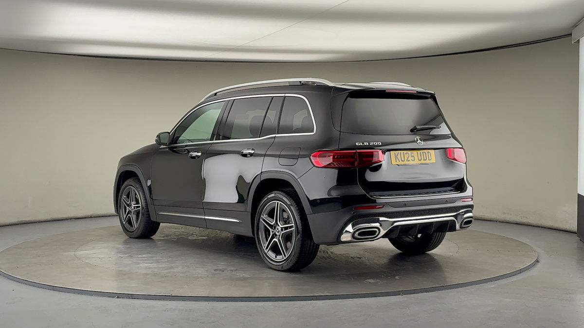 Used Mercedes-Benz GLB 2025 for sale - 76357251: Photo 2