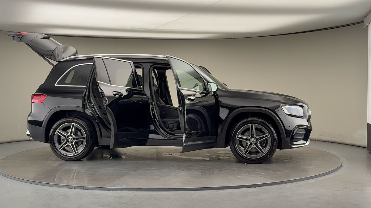 Used Mercedes-Benz GLB 2025 for sale - 76357251: Photo 56