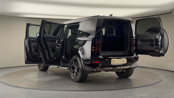 Used Land Rover Defender 110 2022 for sale - 76081576: Photo 23