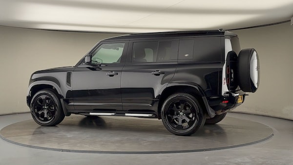 Used Land Rover Defender 110 2022 for sale - 76081576: Photo 26