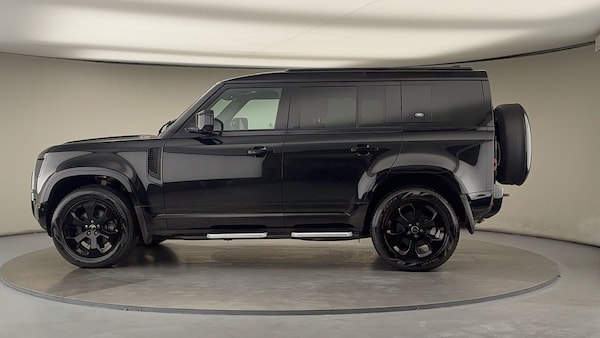 Used Land Rover Defender 110 2022 for sale - 76081576: Photo 27