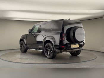 Used Land Rover Defender 110 2022 for sale - 76081576: Photo