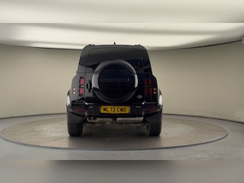 Used Land Rover Defender 110 2022 for sale - 76081576: Photo