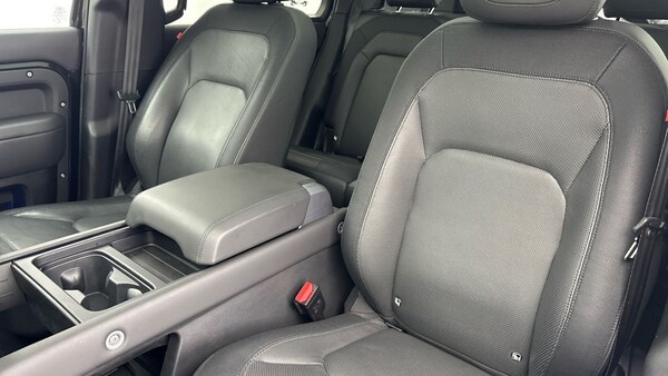 Used Land Rover Defender 110 2022 for sale - 76081576: Photo 7