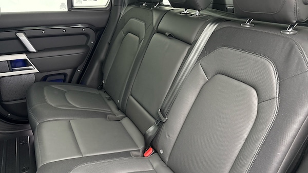 Used Land Rover Defender 110 2022 for sale - 76081576: Photo 8