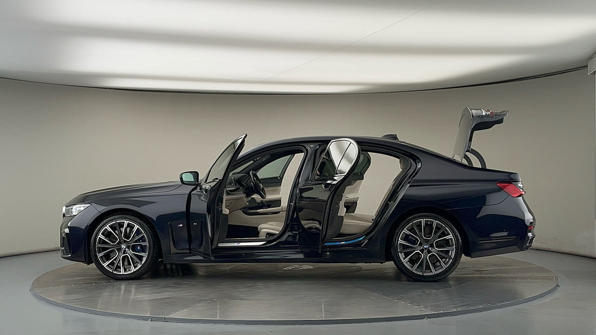 Used BMW 7 Series 2021 for sale - 75912445: Photo 46