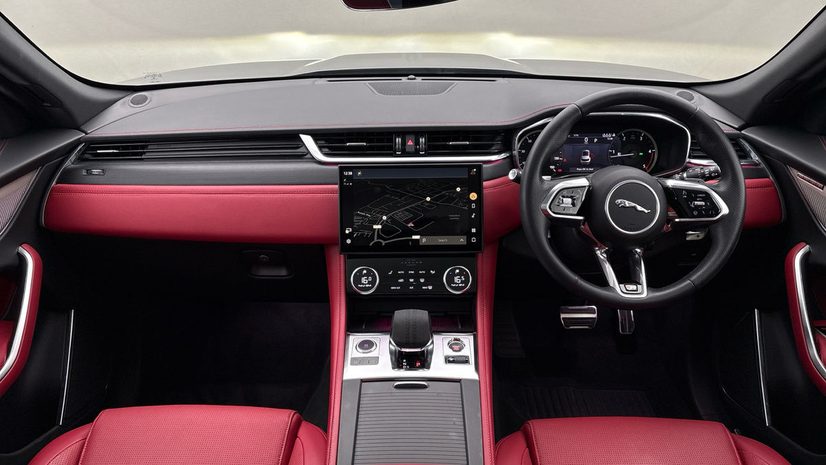 Used Jaguar F-Pace 2023 for sale - 78004130: Photo 12