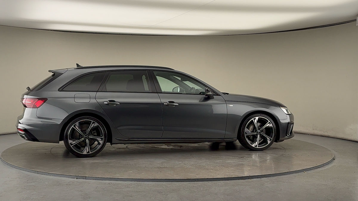 Used Audi A4 Avant 2022 for sale - 76407259: Photo 37