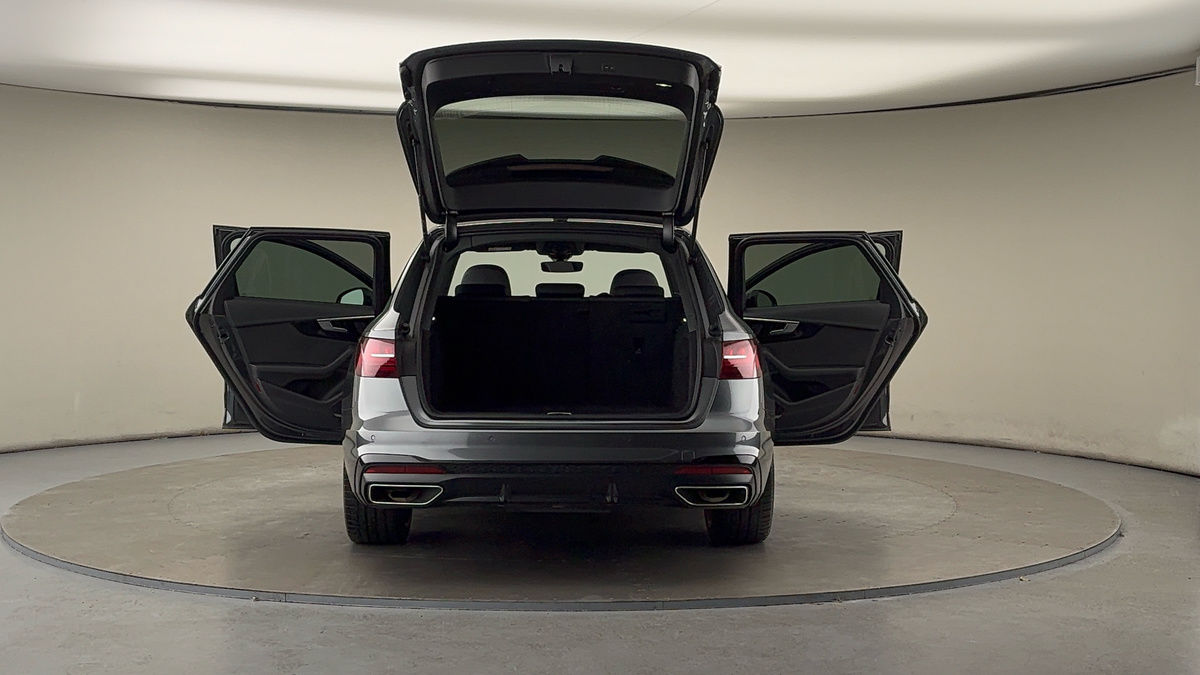 Used Audi A4 Avant 2022 for sale - 76407259: Photo 60