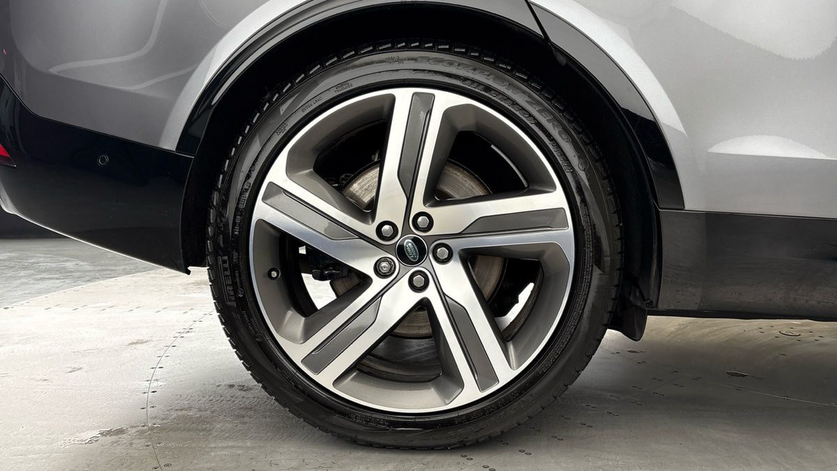 Used Land Rover Discovery 2023 for sale - 76836776: Photo 10