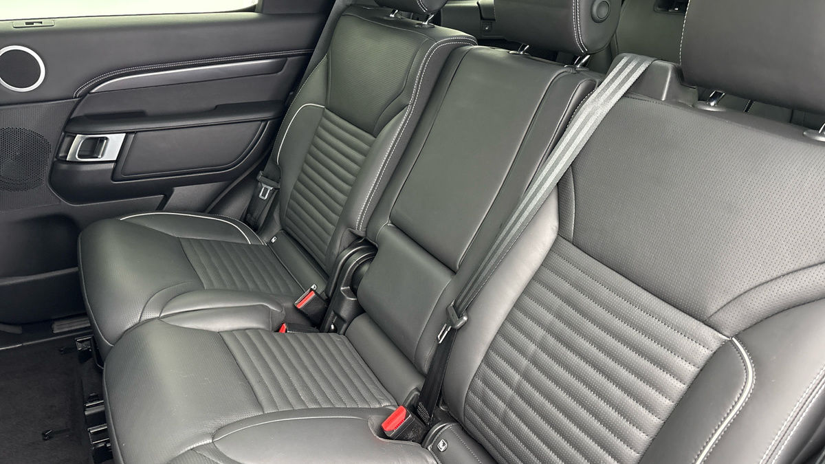 Used Land Rover Discovery 2023 for sale - 76836776: Photo 8