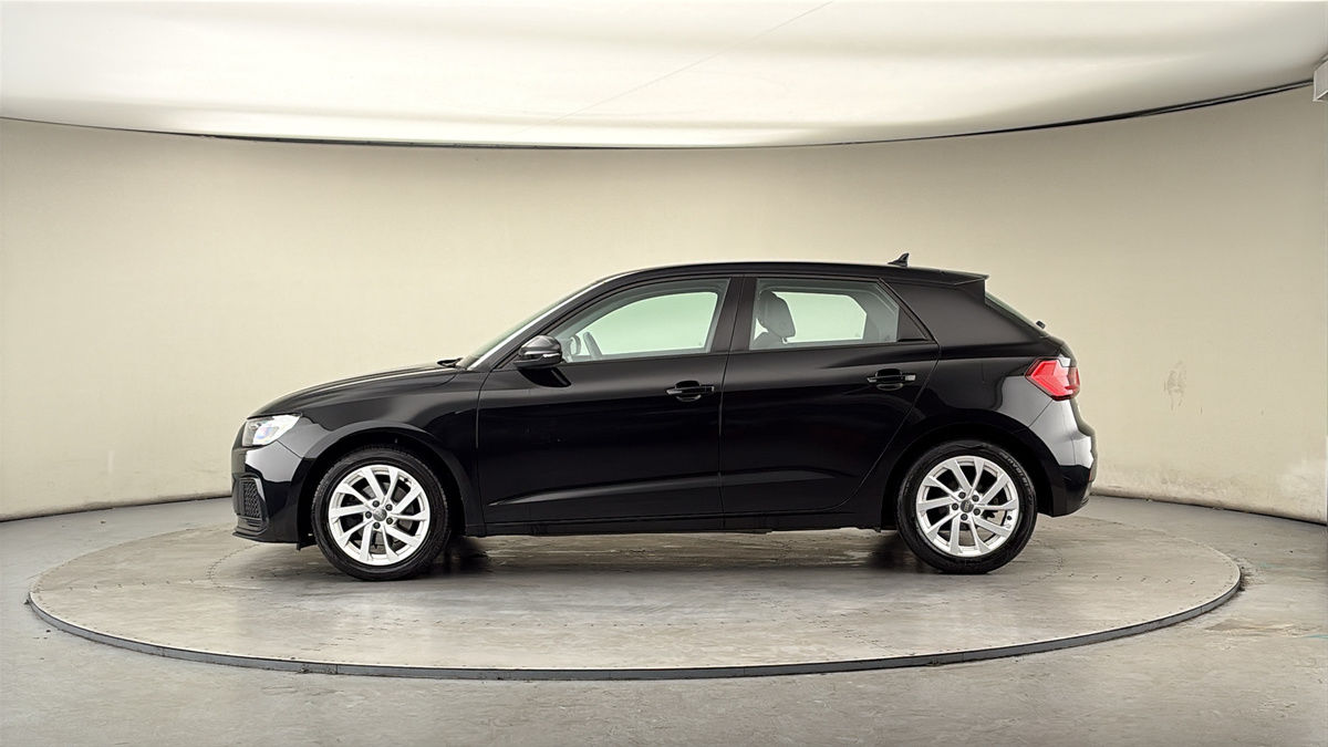 Used Audi A1 2019 for sale - 77990347: Photo 15