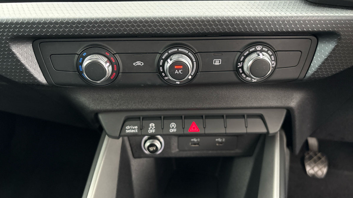 Used Audi A1 2019 for sale - 77990347: Photo 9