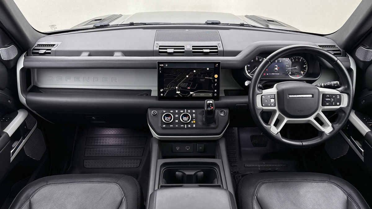 Used Land Rover Defender 130 2023 for sale - 76570850: Photo 12