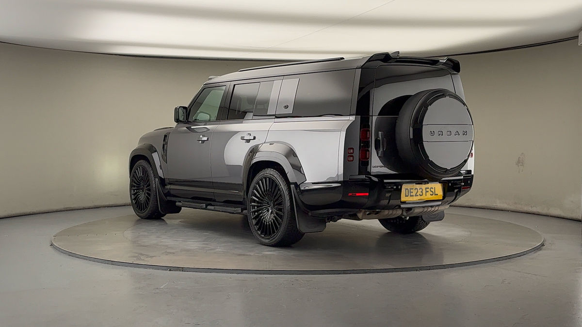 Used Land Rover Defender 130 2023 for sale - 76570850: Photo 2