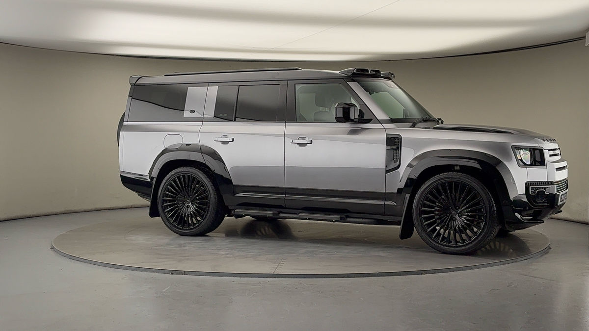 Used Land Rover Defender 130 2023 for sale - 76570850: Photo 40