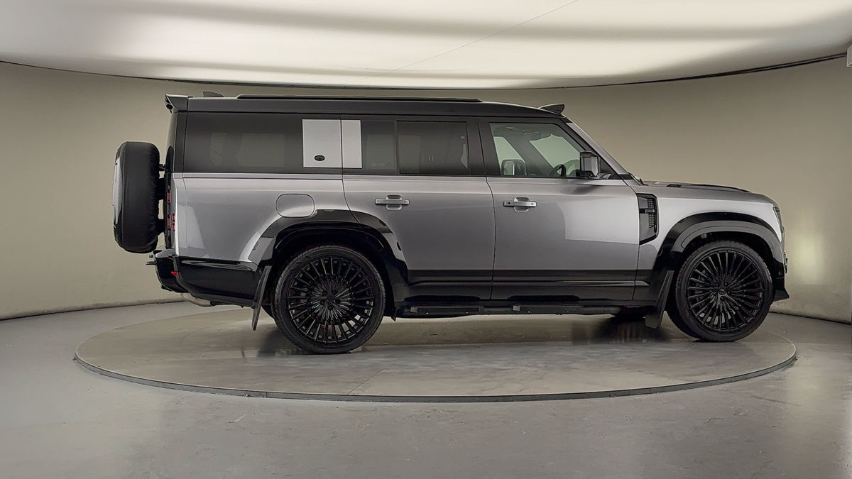 Used Land Rover Defender 130 2023 for sale - 76570850: Photo 42