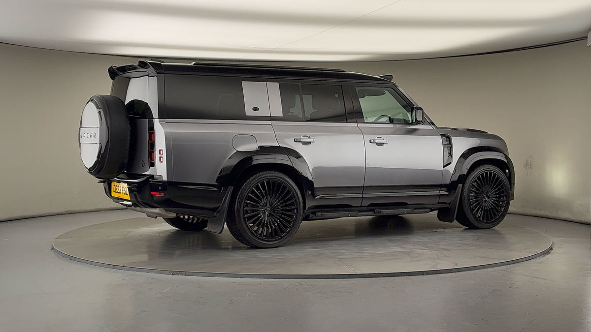 Used Land Rover Defender 130 2023 for sale - 76570850: Photo 43