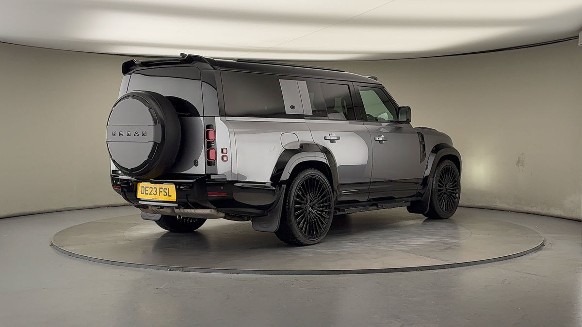 Used Land Rover Defender 130 2023 for sale - 76570850: Photo 44