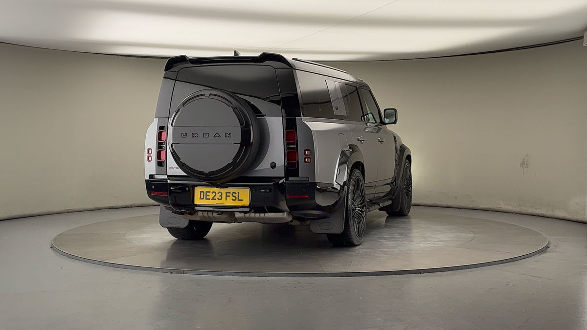 Used Land Rover Defender 130 2023 for sale - 76570850: Photo 45