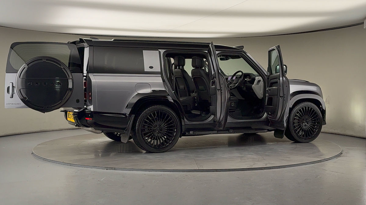 Used Land Rover Defender 130 2023 for sale - 76570850: Photo 62