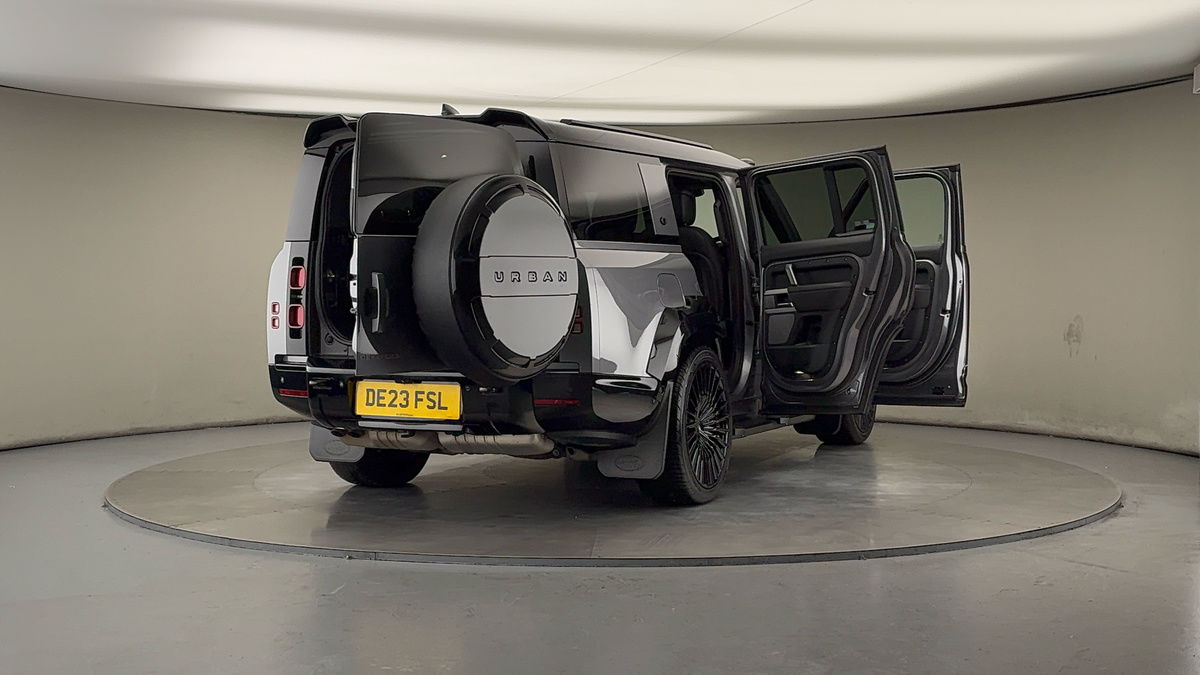 Used Land Rover Defender 130 2023 for sale - 76570850: Photo 64