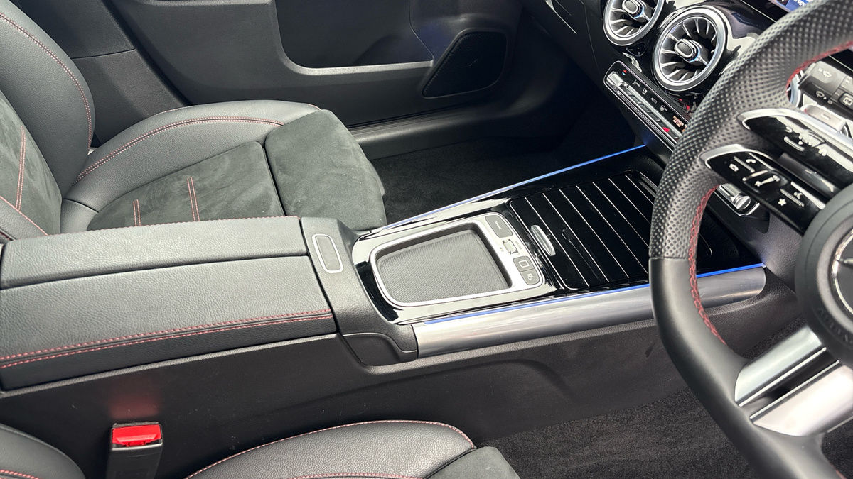 Used Mercedes-Benz GLA 2024 for sale - 75937808: Photo 18