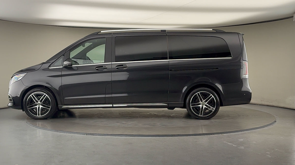 Used Mercedes-Benz V-Class 2024 for sale - 76520942: Photo 15