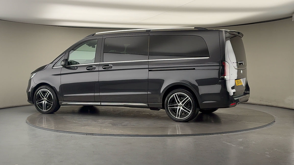 Used Mercedes-Benz V-Class 2024 for sale - 76520942: Photo 26