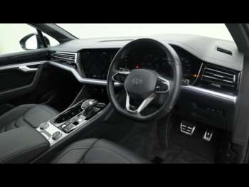 Used Volkswagen Touareg 2023 for sale - 74765996: Photo