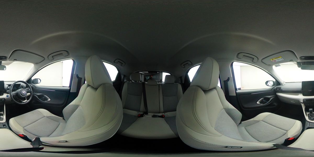 Used Toyota Yaris 2022 for sale - 77277062: Photo 44