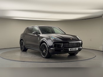 Used Porsche Cayenne 2018 for sale - 77014699: Photo