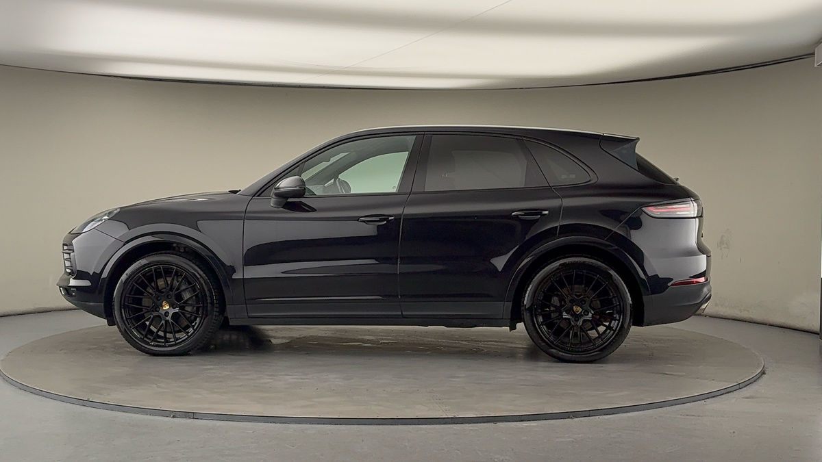 Used Porsche Cayenne 2018 for sale - 77014699: Photo 29