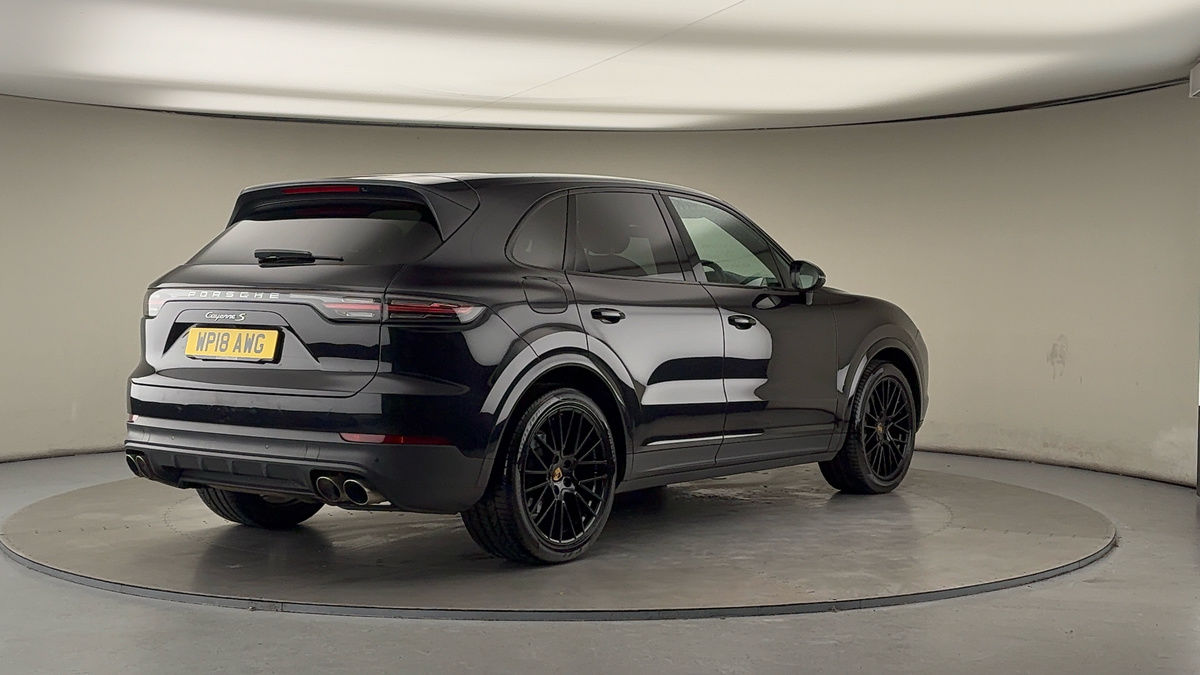 Used Porsche Cayenne 2018 for sale - 77014699: Photo 41