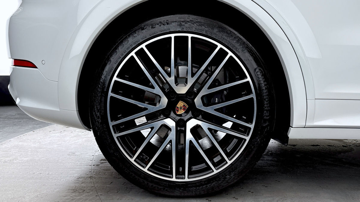 Used Porsche Cayenne 2025 for sale - 76583104: Photo 10