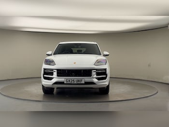 Used Porsche Cayenne 2025 for sale - 76583104: Photo