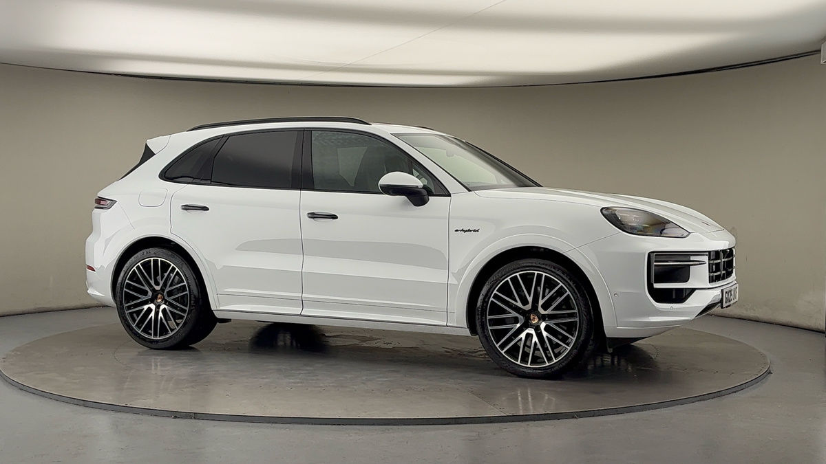 Used Porsche Cayenne 2025 for sale - 76583104: Photo 40