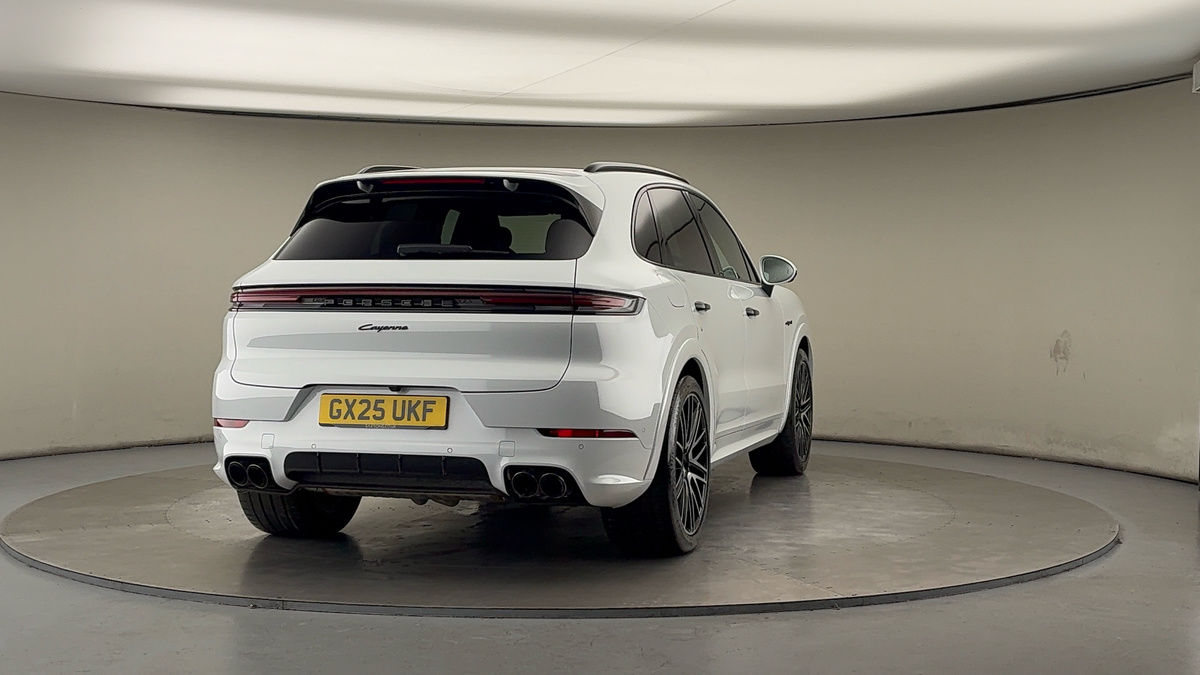 Used Porsche Cayenne 2025 for sale - 76583104: Photo 45