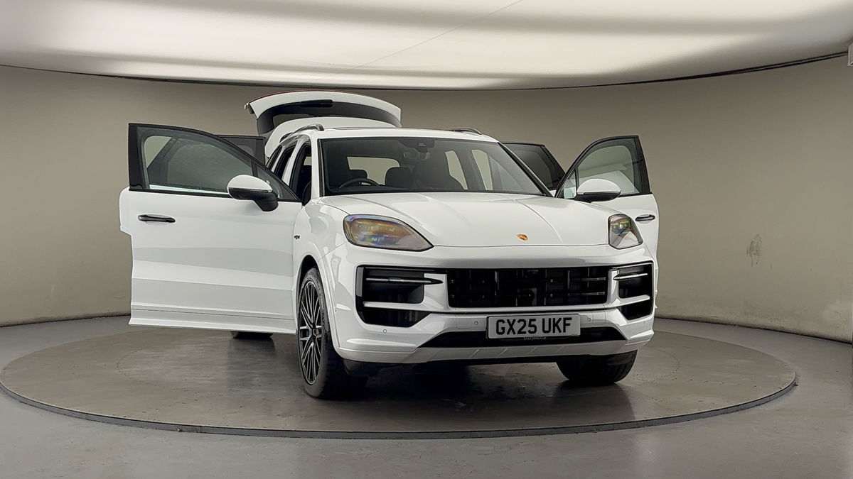 Used Porsche Cayenne 2025 for sale - 76583104: Photo 57