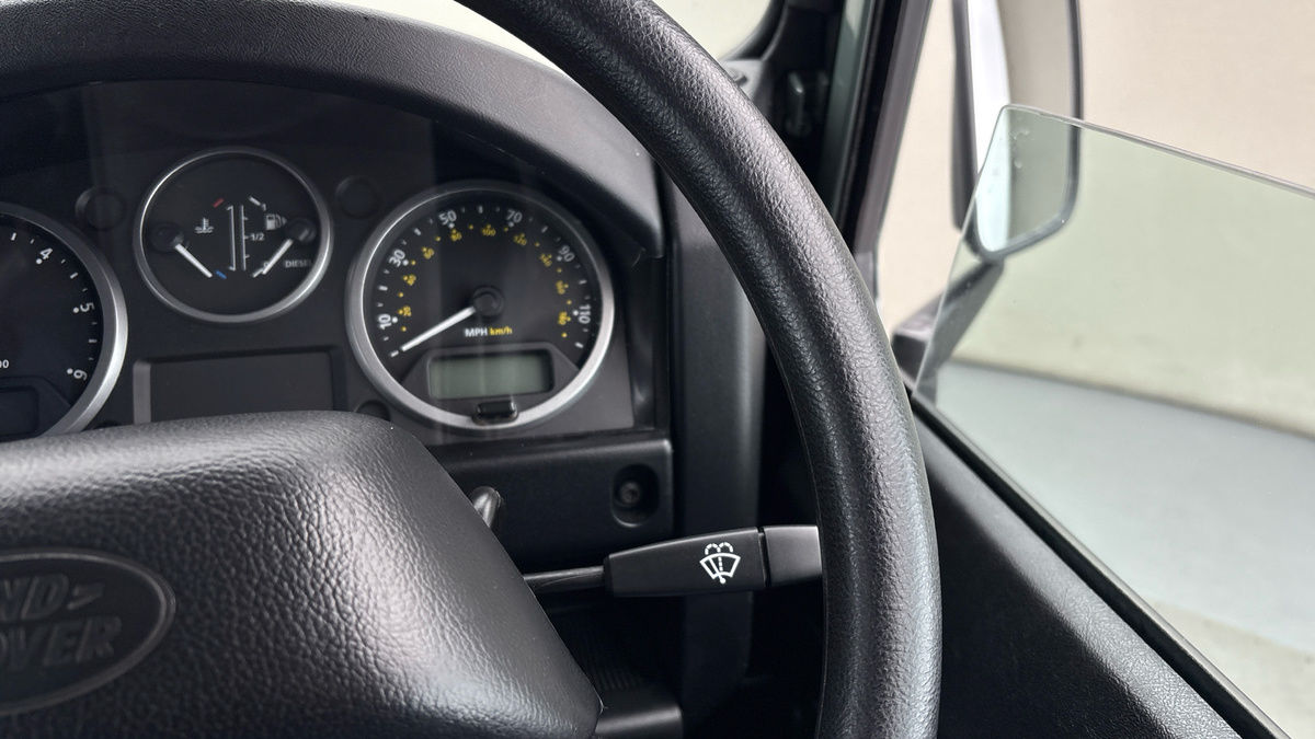 Used Land Rover Defender 110 2015 for sale - 77584256: Photo 14