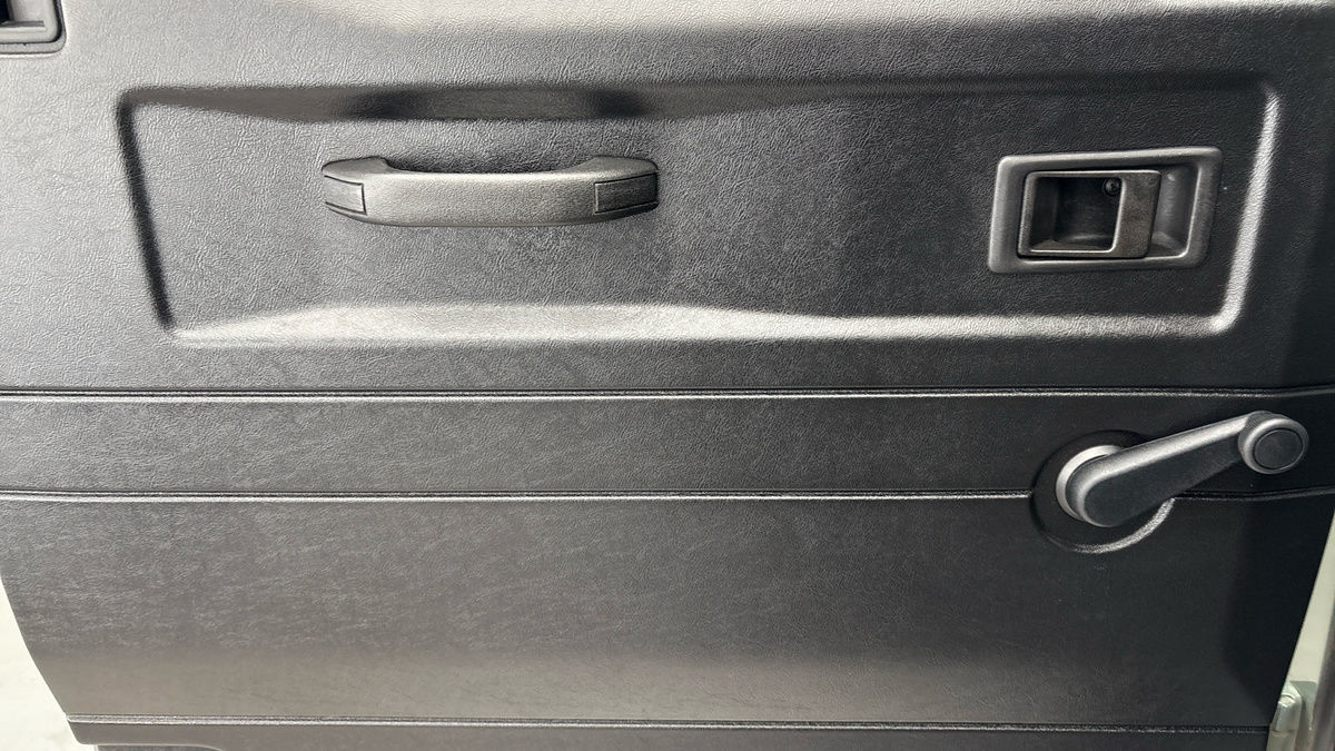 Used Land Rover Defender 110 2015 for sale - 77584256: Photo 19