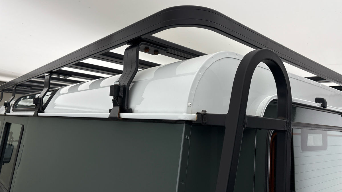 Used Land Rover Defender 110 2015 for sale - 77584256: Photo 25