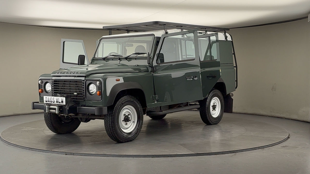 Used Land Rover Defender 110 2015 for sale - 77584256: Photo 50