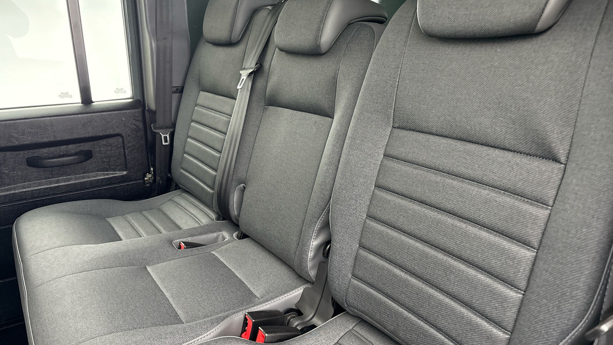 Used Land Rover Defender 110 2015 for sale - 77584256: Photo 8