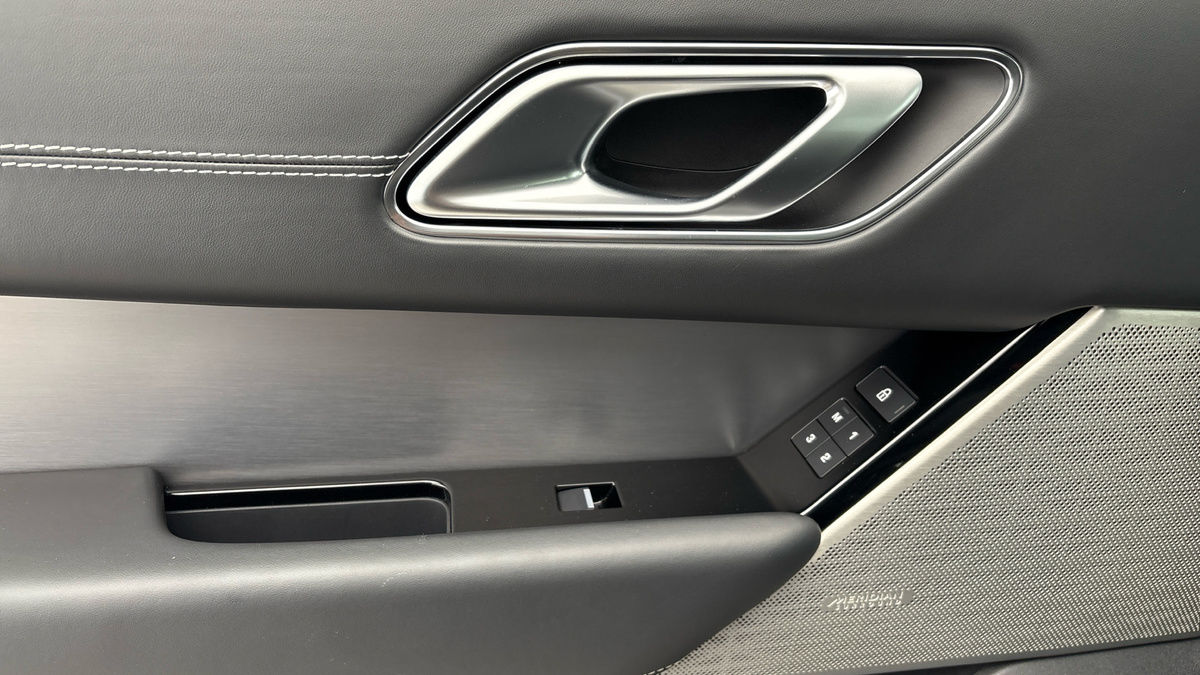 Used Land Rover Range Rover Velar 2021 for sale - 76470850: Photo 19